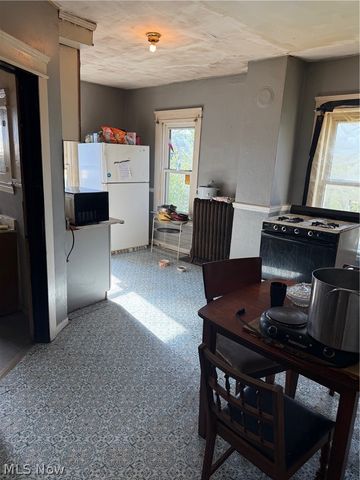 9916 Aetna Road, Cleveland, OH 44105