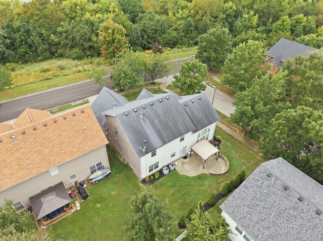 2784 Red Leaf Drive, Lexington, KY 40509