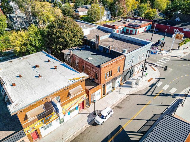 1051 Hudson Road, Saint Paul, MN 55106