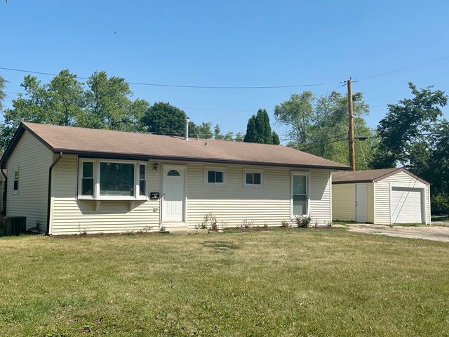 7 Austin Avenue, Carpentersville, IL 60110