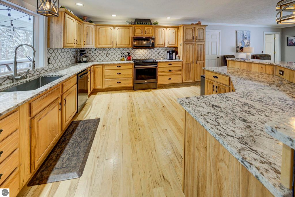 Image 12 of property listing at 16355 Hunt Club Road, Lake Ann, MI 49650