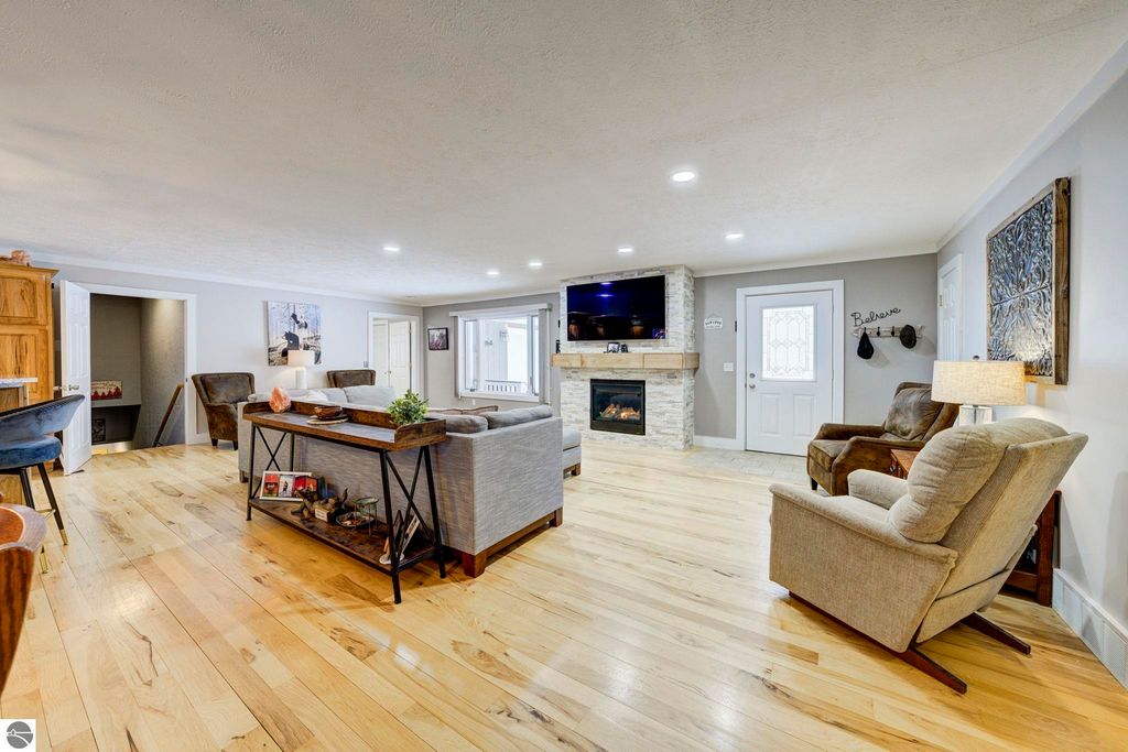 Image 26 of property listing at 16355 Hunt Club Road, Lake Ann, MI 49650