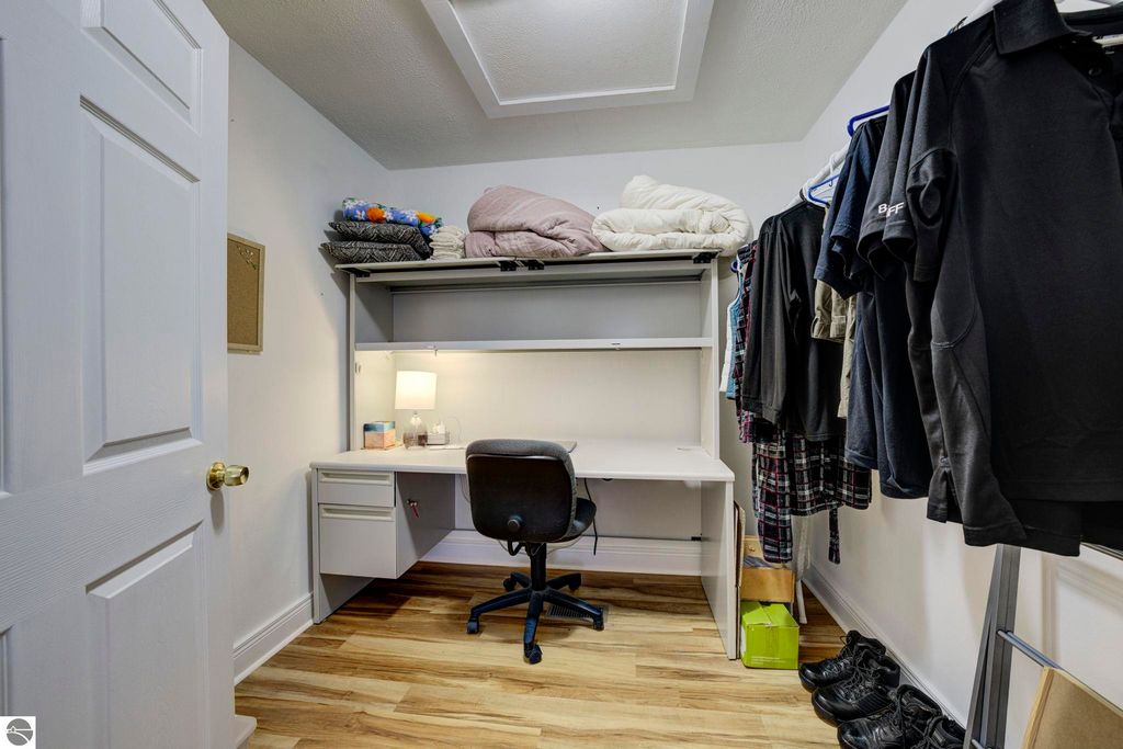 Image 34 of property listing at 16355 Hunt Club Road, Lake Ann, MI 49650