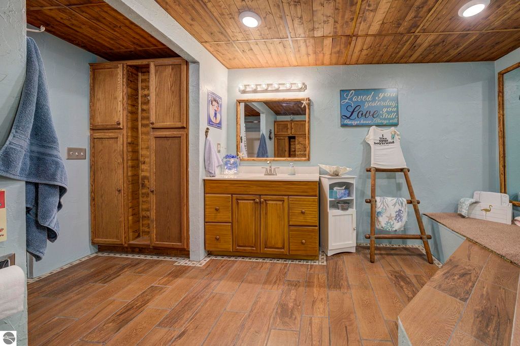 Image 52 of property listing at 16355 Hunt Club Road, Lake Ann, MI 49650