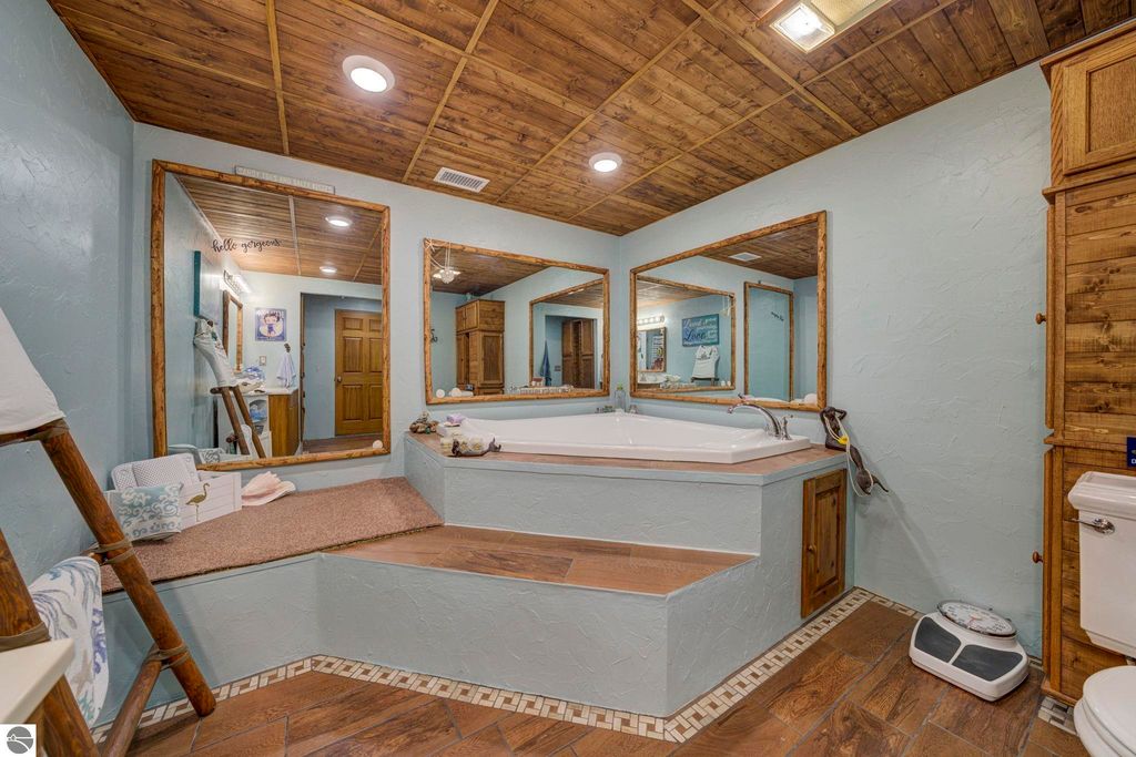 Image 53 of property listing at 16355 Hunt Club Road, Lake Ann, MI 49650