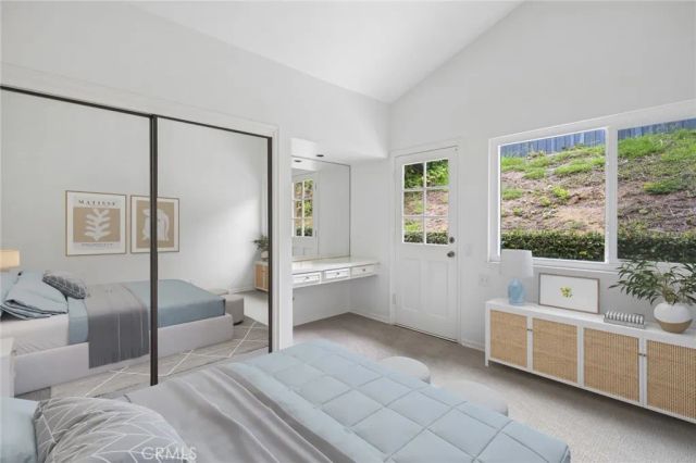 17 Pinehurst, Newport Beach, CA 92660