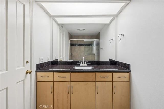 17 Pinehurst, Newport Beach, CA 92660