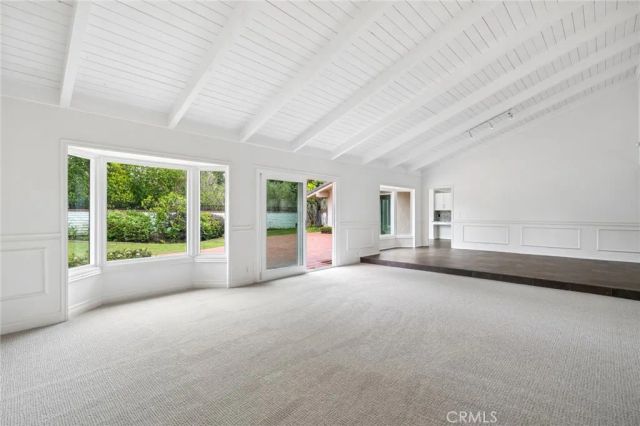 17 Pinehurst, Newport Beach, CA 92660