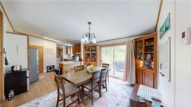 1833 S Hanshew Road, Fayetteville, AR 72701