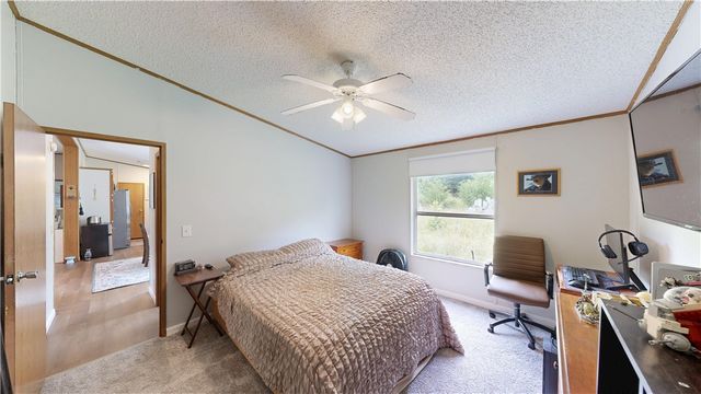 1833 S Hanshew Road, Fayetteville, AR 72701