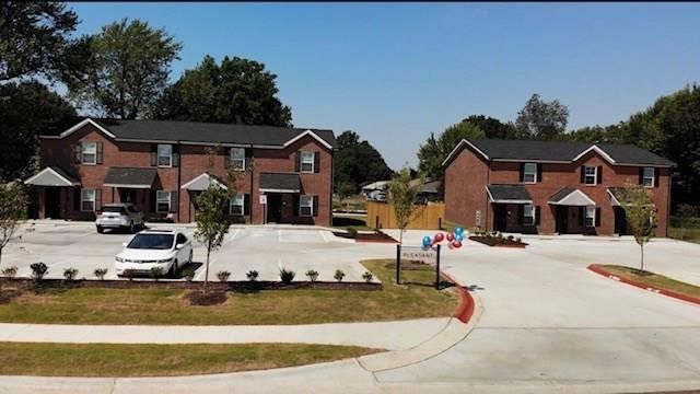 126 Pleasant Street B, Springdale, AR 72764