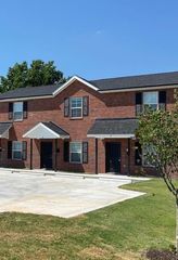 126 Pleasant Street B, Springdale, AR 72764