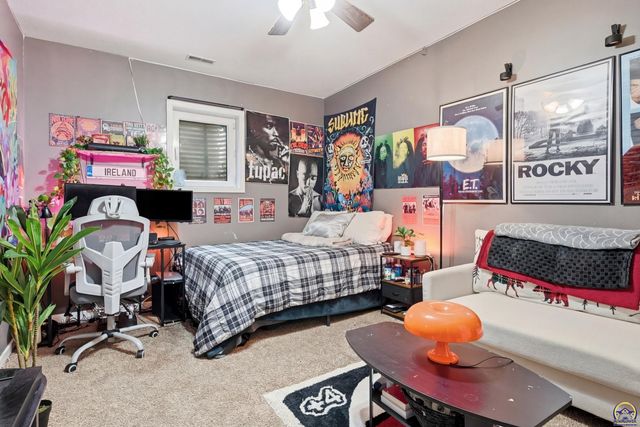 6016 NE Olympia ST, Topeka, KS 66617