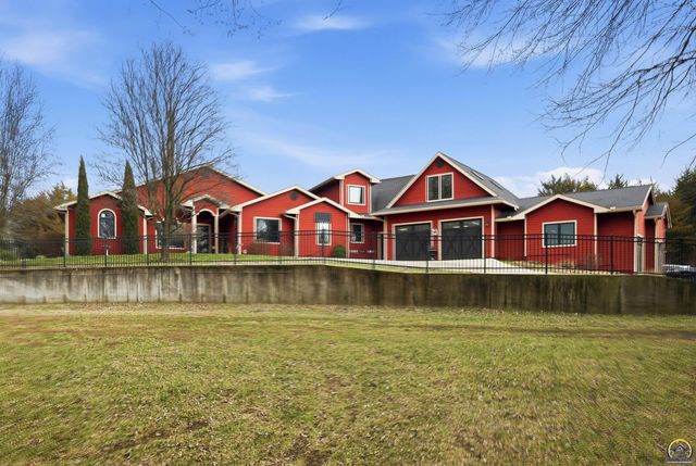 6016 NE Olympia ST, Topeka, KS 66617