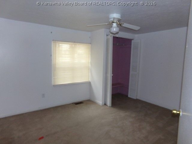 786 Sleepy Creek Road, Hurricane, WV 25526