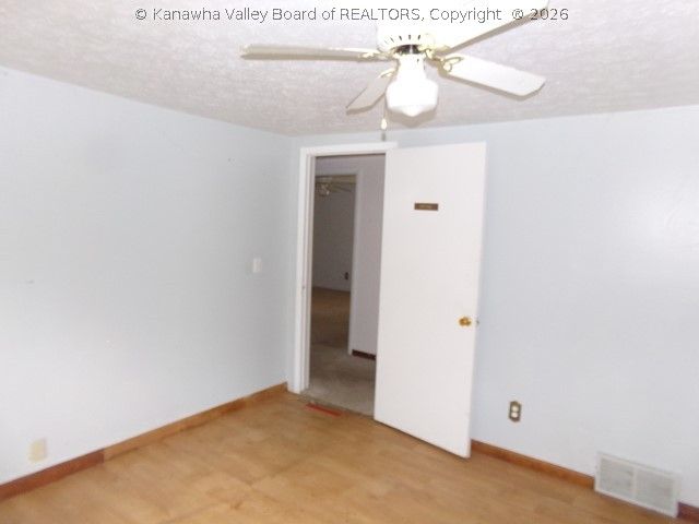 786 Sleepy Creek Road, Hurricane, WV 25526