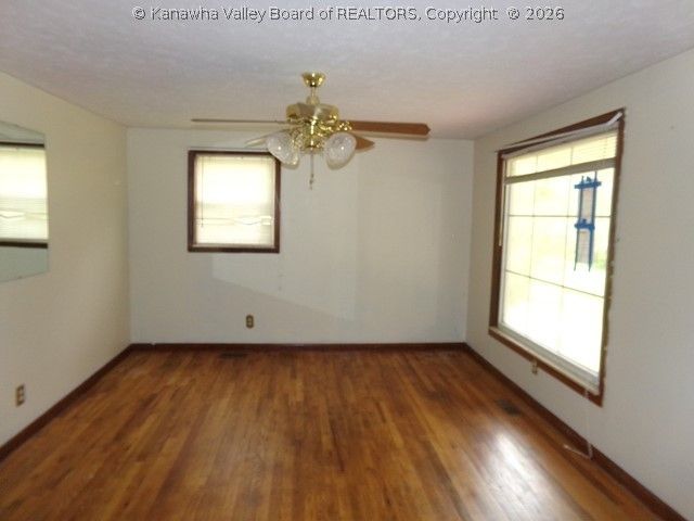 786 Sleepy Creek Road, Hurricane, WV 25526