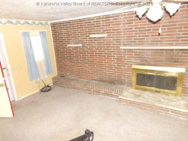 786 Sleepy Creek Road, Hurricane, WV 25526