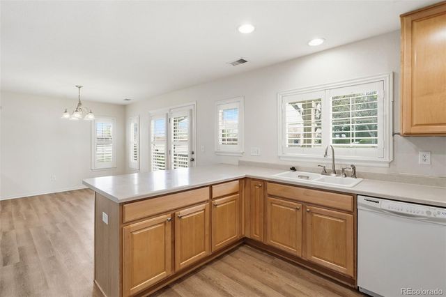 11899 Oak Hill Way B, Commerce City, CO 80640