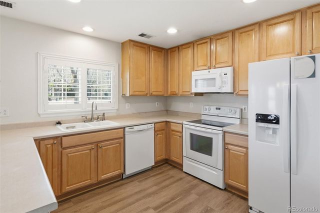 11899 Oak Hill Way B, Commerce City, CO 80640