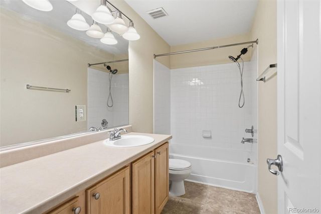 11899 Oak Hill Way B, Commerce City, CO 80640