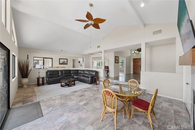 42371 Via De Los Fideos, Temecula, CA 92590