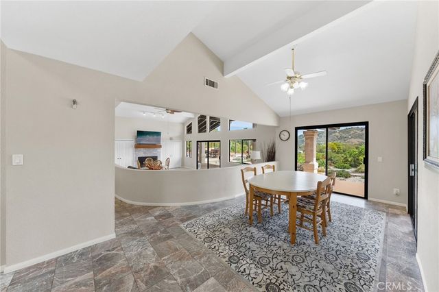 42371 Via De Los Fideos, Temecula, CA 92590