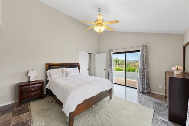 42371 Via De Los Fideos, Temecula, CA 92590