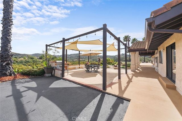 42371 Via De Los Fideos, Temecula, CA 92590