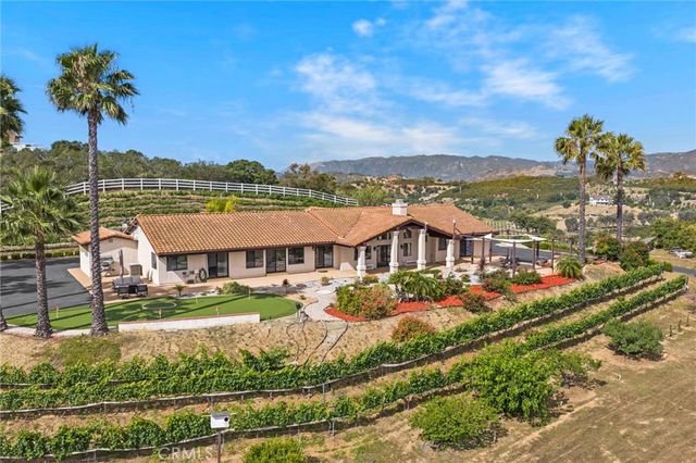 42371 Via De Los Fideos, Temecula, CA 92590