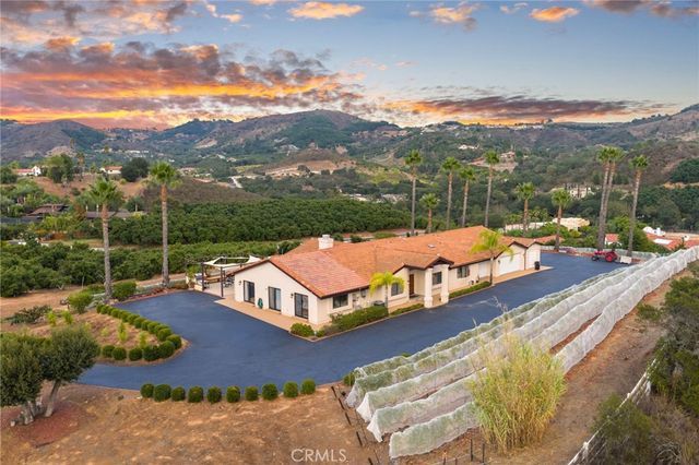 42371 Via De Los Fideos, Temecula, CA 92590