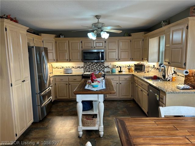 1913 Durango Drive, Van Buren, AR 72956