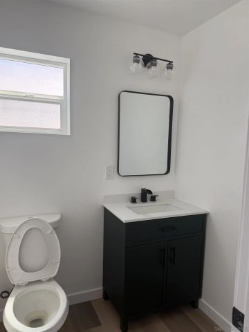 4913 Glen, La Mesa, CA 91941