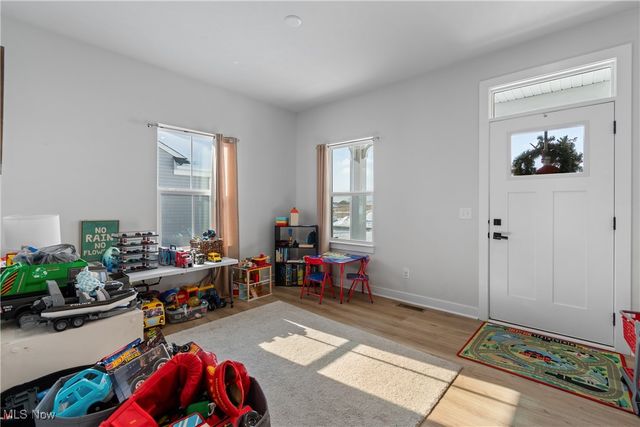 6816 Harrington Court Avenue NE, Canton, OH 44721