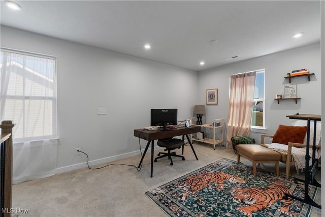 6816 Harrington Court Avenue NE, Canton, OH 44721