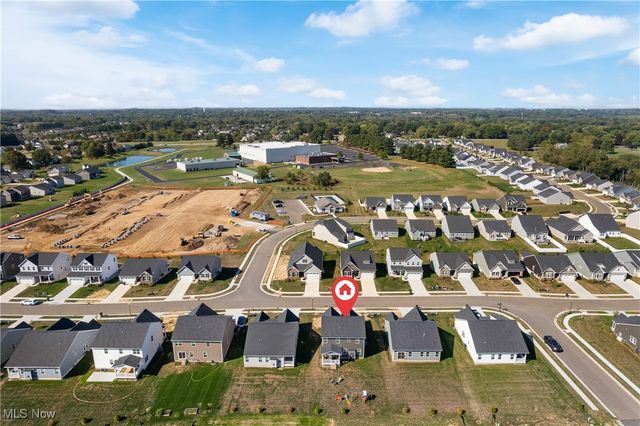 6816 Harrington Court Avenue NE, Canton, OH 44721