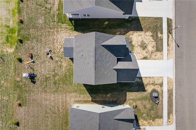 6816 Harrington Court Avenue NE, Canton, OH 44721