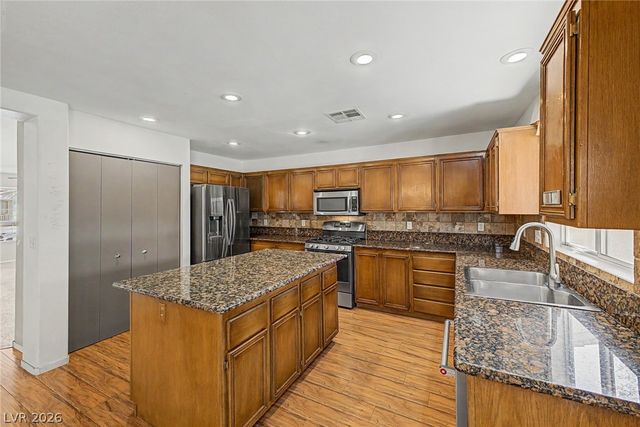 9905 Ranch Hand Avenue, Las Vegas, NV 89117