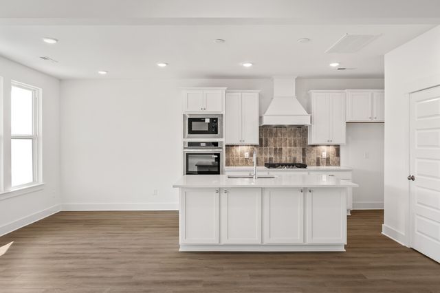 289 Johnnys Place, Mount Juliet, TN 37122