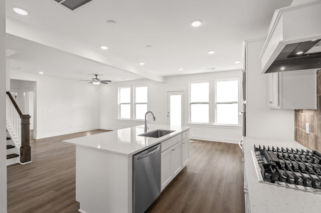 289 Johnnys Place, Mount Juliet, TN 37122