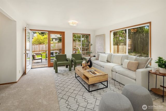 1928 237th Street SE, Bothell, WA 98021