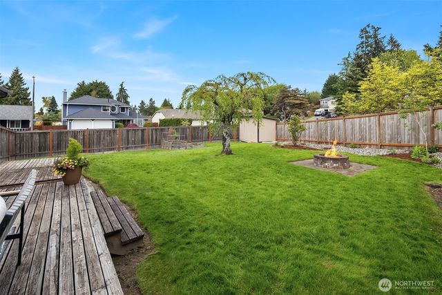 1928 237th Street SE, Bothell, WA 98021