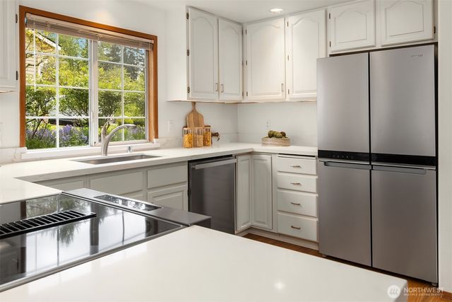 1928 237th Street SE, Bothell, WA 98021