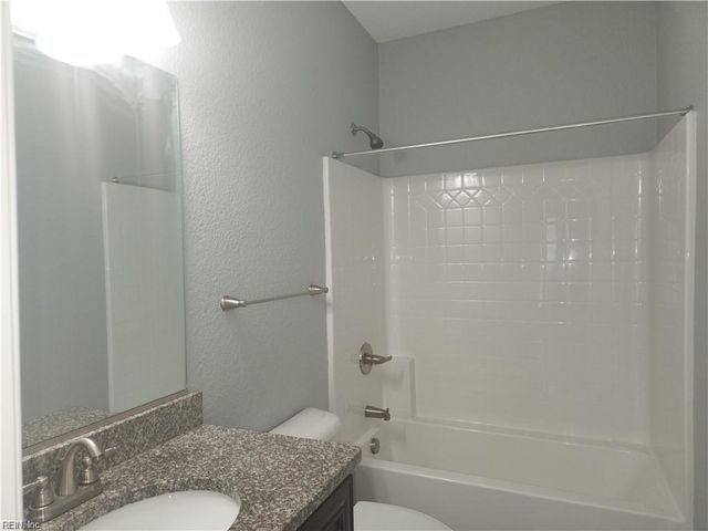 2921 Scotia DR, Chesapeake, VA 23325