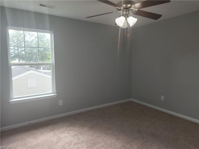 2921 Scotia DR, Chesapeake, VA 23325