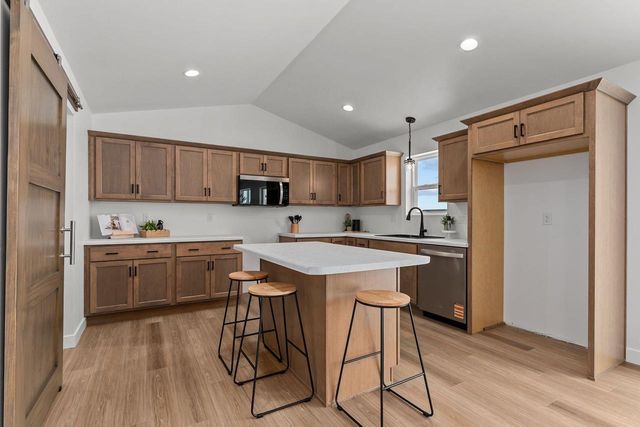 W5634 TONYS WAY, Appleton, WI 54915