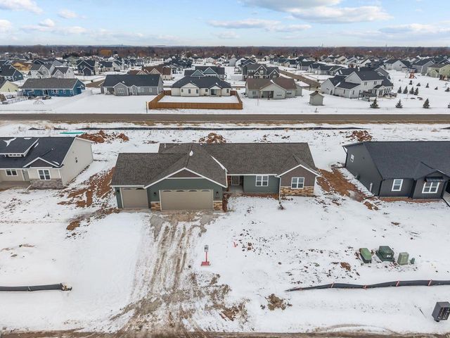 W5634 TONYS WAY, Appleton, WI 54915