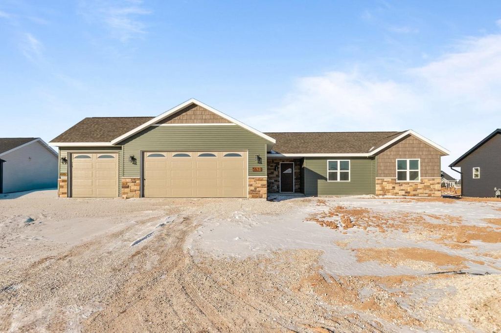 W5634 TONYS WAY, Appleton, WI 54915