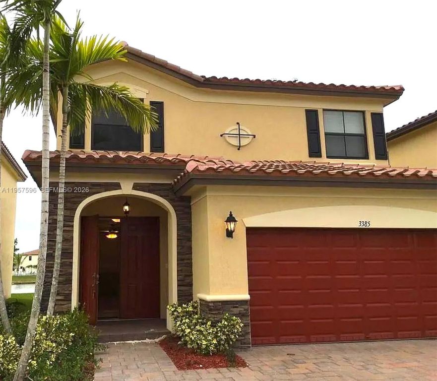 3385 W 86th Ter 3385, Hialeah, FL 33018