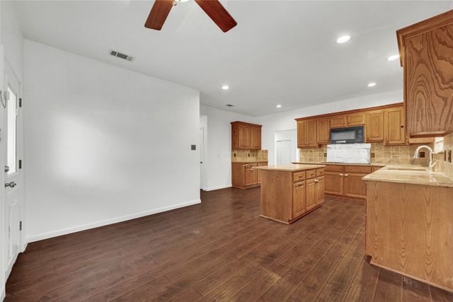 8105 Eagle Drive, Rowlett, TX 75088